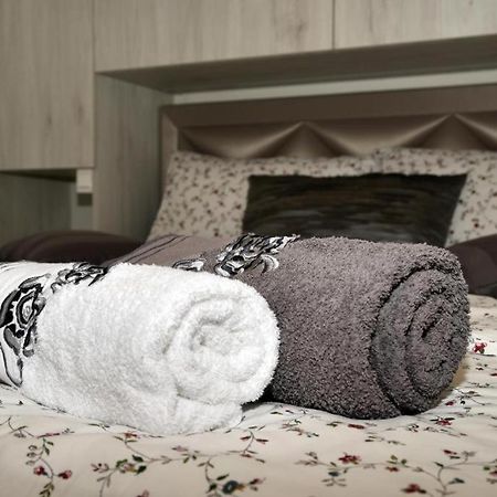 Deluxe Apartment Nono- Anex Building Πόρετς Εξωτερικό φωτογραφία