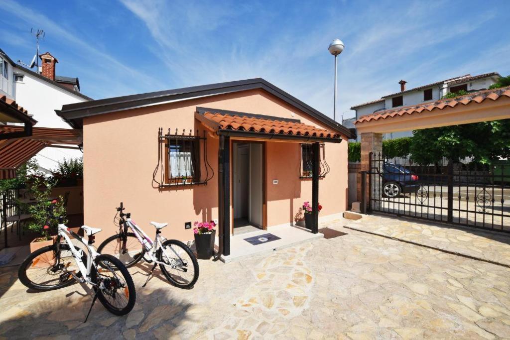 Deluxe Apartment Nono- Anex Building Πόρετς Εξωτερικό φωτογραφία